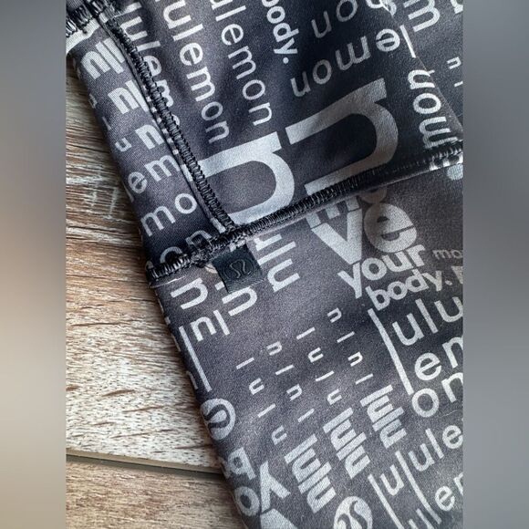 Lululemon Power Pivot Tank Ombre Black Multi - Picture 8 of 9